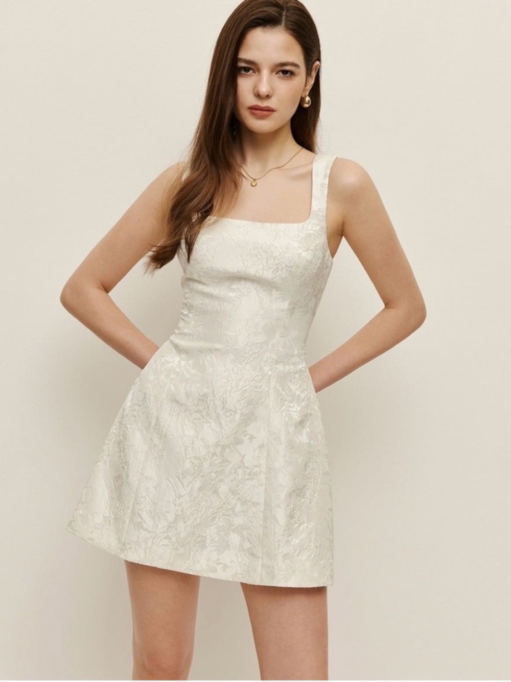 Commense Sleeveless Mini Dress Square Neck
Floral Jacquard Party Cocktail Dress